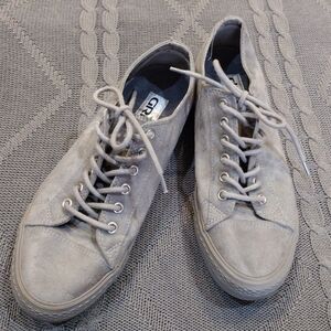 3/$20 GRIP Women Gray Casual Sneakers 10M